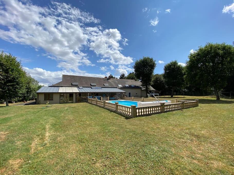 Le Cabaret Paisible Avec Piscine Villa Montierchaume Exteriör bild