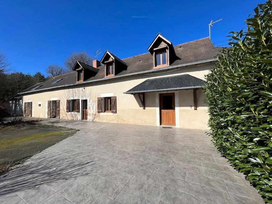Le Cabaret Paisible Avec Piscine Villa Montierchaume Exteriör bild